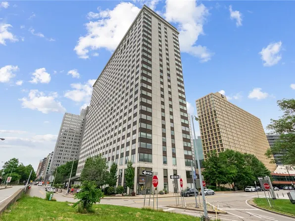 320 Fort Duquesne Blvd APT 23E, Pittsburgh, PA 15222