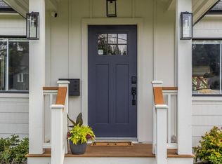 489 Grafton St, Esquimalt, BC V9A 6S4