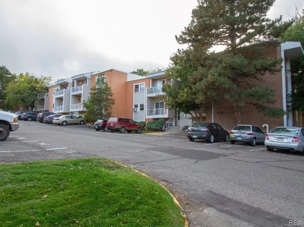 451 Golden Circle #305, Golden, CO 80401