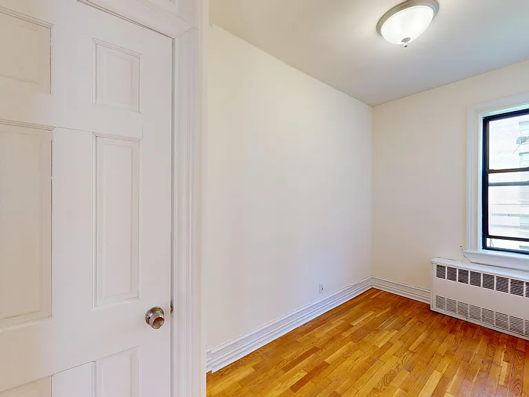 338 E 70th St #5A — Photo 11