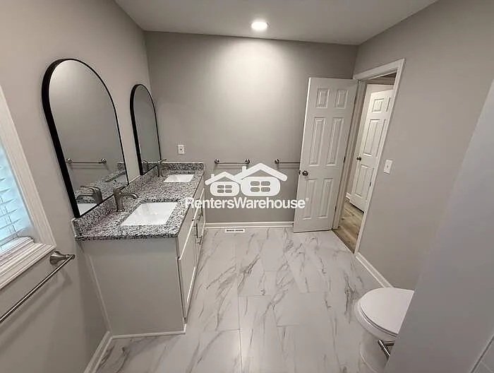6907 Floyd St — Photo 5