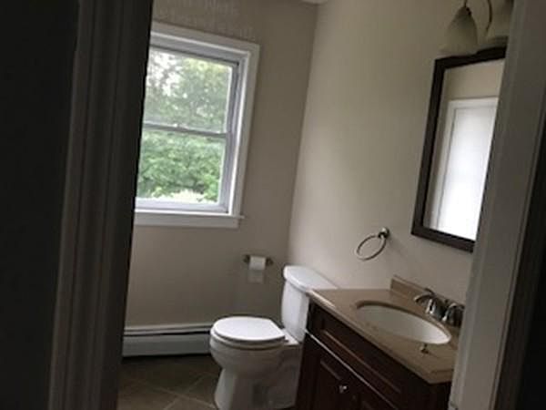 2nd image of 72 Orchard St