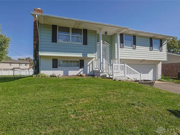 2537 El Camino Dr, Middletown, OH 45044