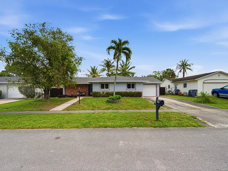 10234 Sleepy Brook Way — Photo 1