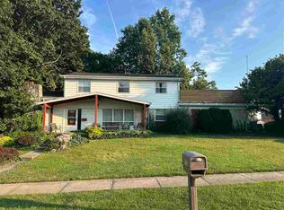 915 Ranch Rd, Connersville, IN 47331