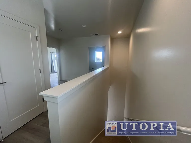 528 Dufour St #A — Photo 9