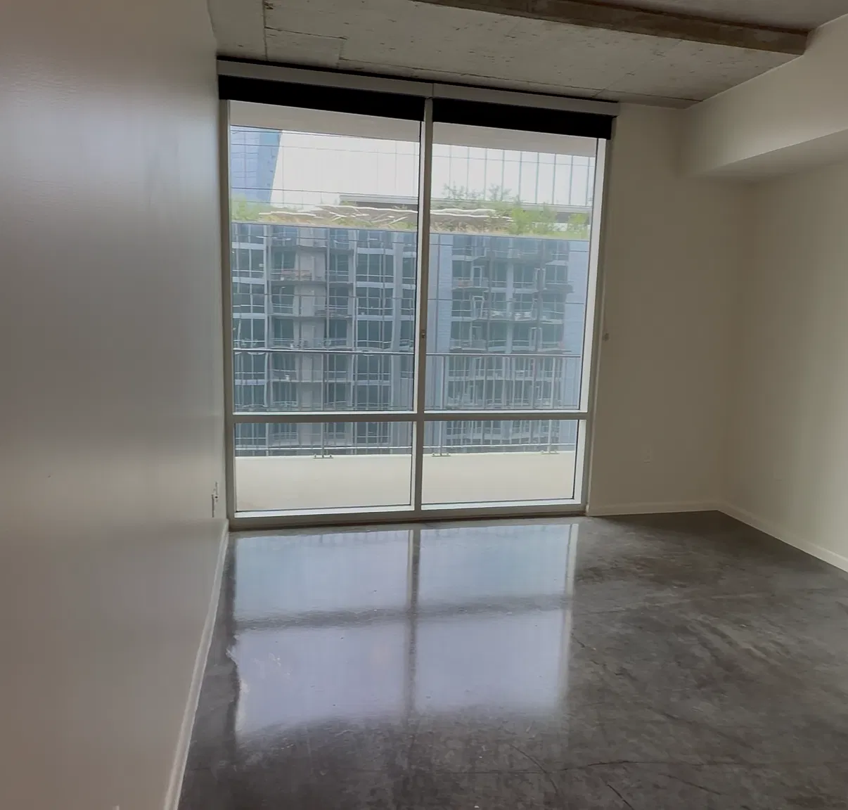 2 bed, 1380 sqft, $5,068 — Photo 4