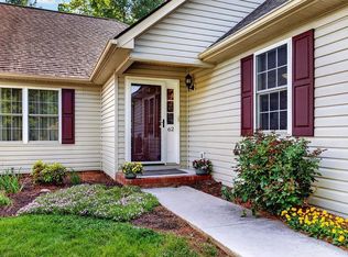 62 Ashleigh Dr, Waynesboro, VA 22980
