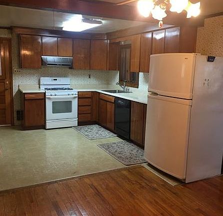 5th image of 5562 Annetta Dr