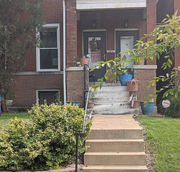 2316 Russell Blvd #A — Photo 1