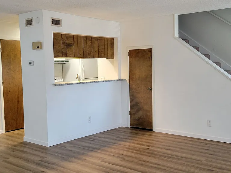 3532C Adenmor Ct — Photo 4