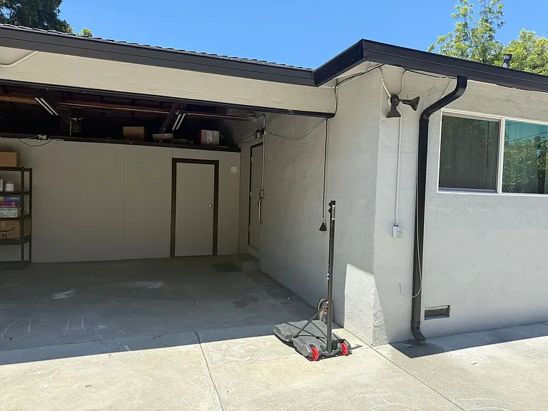 425 N 7th St — Photo 18