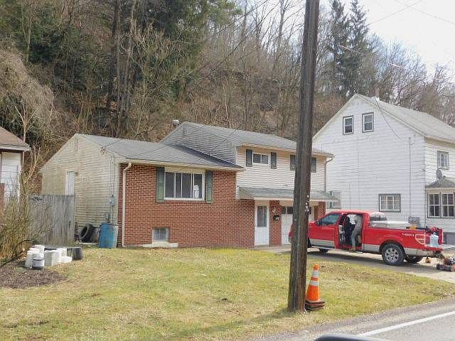 2nd image of 284 Bailies Run Rd