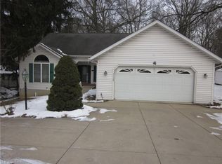 2125 Graham Rd, Stow, OH 44224