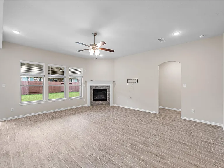 25119 Sundance Park Ln — Photo 12