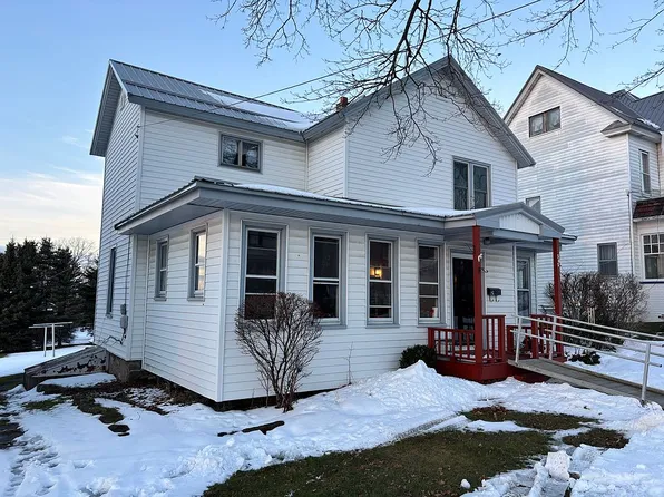 505 Greeves St, Kane, PA 16735