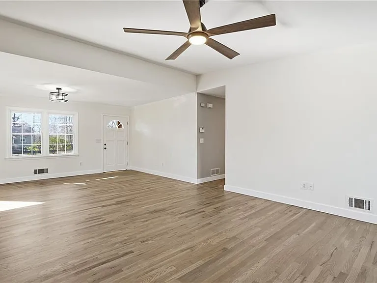 2810 Shaw Rd — Photo 6
