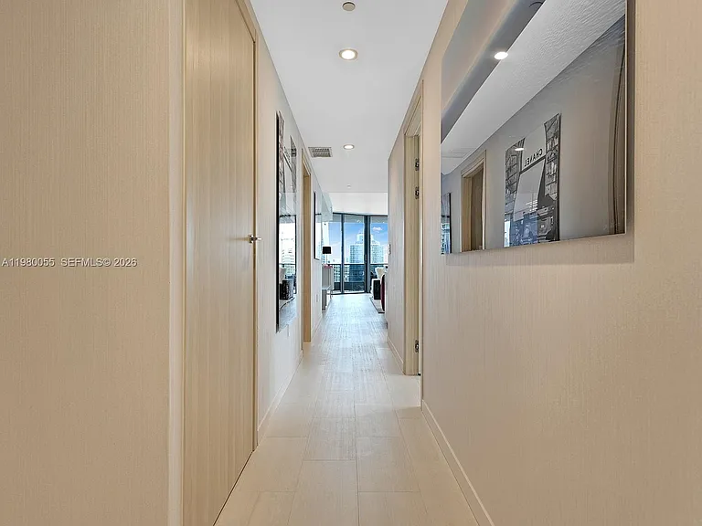 1000 Brickell Plz #3402 — Photo 29