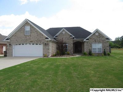 2204 Queenston Ct, Decatur, AL, 35603