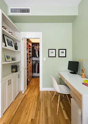 Sold by Brown Harris Stevens | media 17