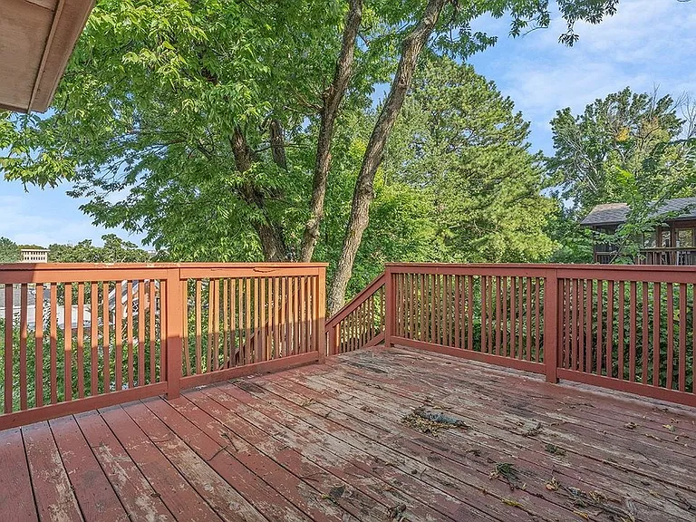476 N Oliver Ave — Photo 16