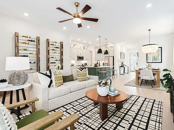 The Panhandle - Family Room