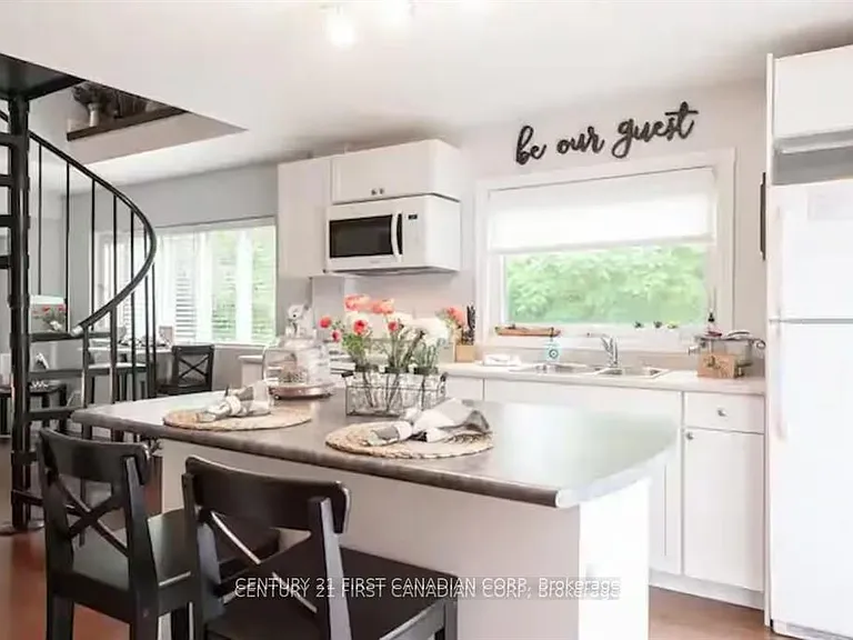 705 Conservation Dr #B — Photo 8