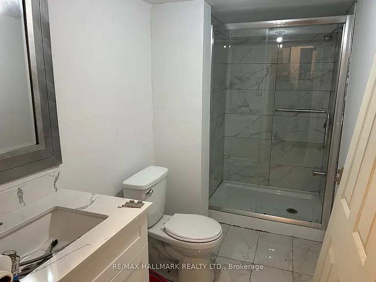 531 Reeves Way Blvd #BASEMENT — Photo 7