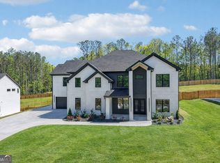 2594 Camp Mitchell Rd, Grayson, GA