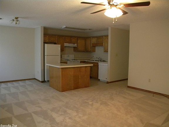 2nd image of 2910 E Moore Ave APT 106