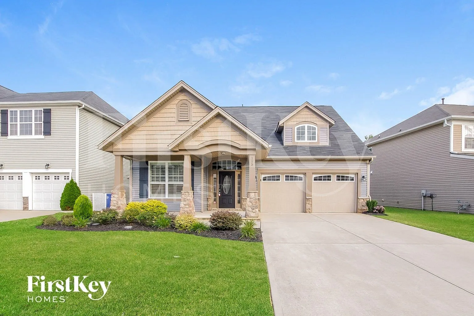 3 bed, 2.5 bath, 2308 sqft, $2,825 — Photo 1