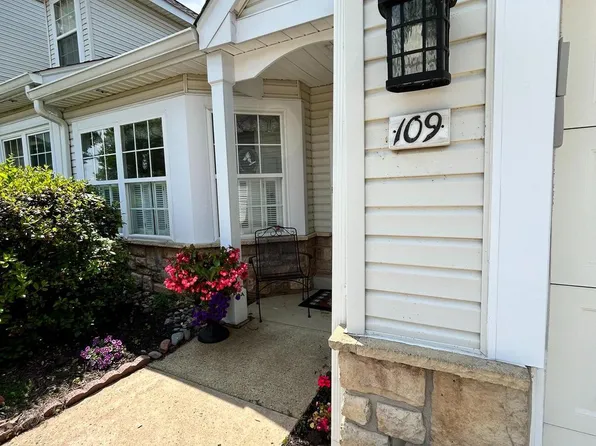 109 Progress Dr, Doylestown, PA 18901