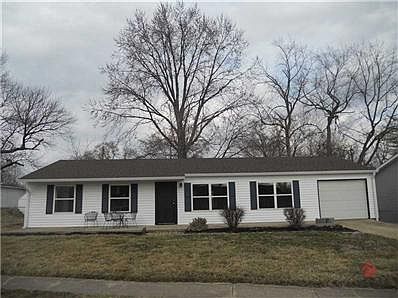 2nd image of 10 Crestwood Dr