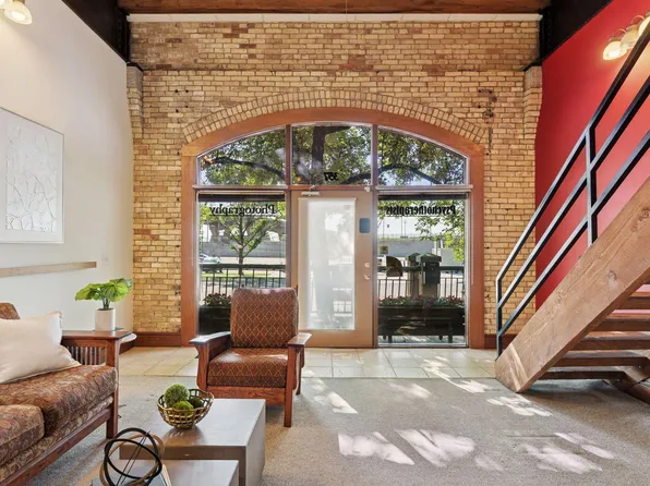 357 Kellogg Blvd E #8, Saint Paul, MN 55101