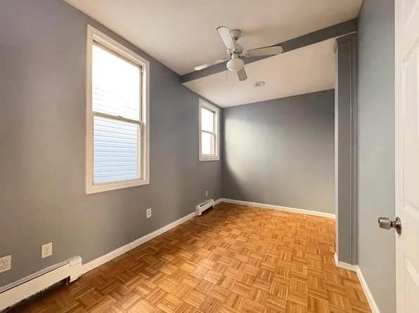 89 West 20th Street image 4 of 9