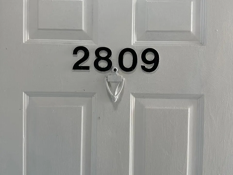 2800 Jeanetta St #2809