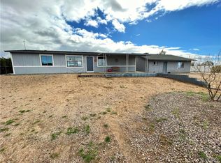 456 S Verde Rd, Golden Valley, AZ 86413