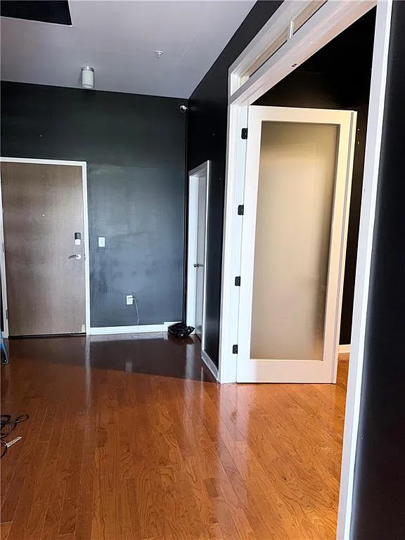 2 bed, 1214 sqft, $2,595 — Photo 3