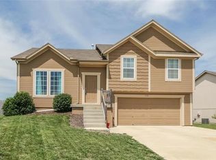 710 N Olive St, Gardner, KS 66030