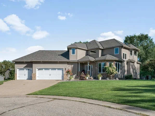 796 Green Ash Ct, Jordan, MN 55352