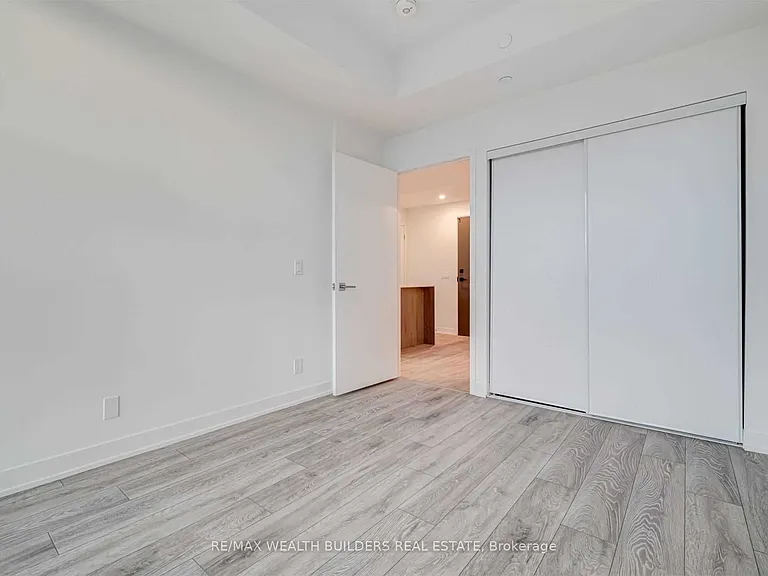 15 Holmes Ave #2206 — Photo 12