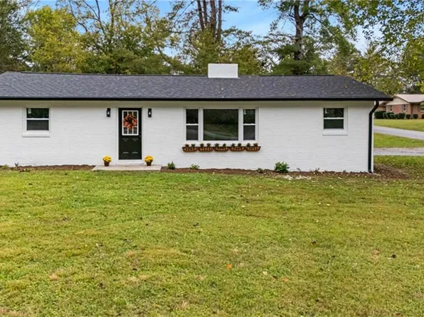 2291 Statesville Rd, North Wilkesboro, NC 28659