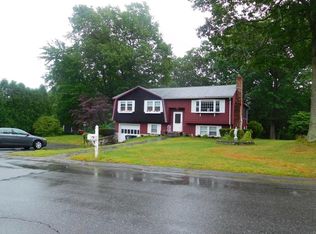 50 Winsor Dr, Dracut, MA 01826