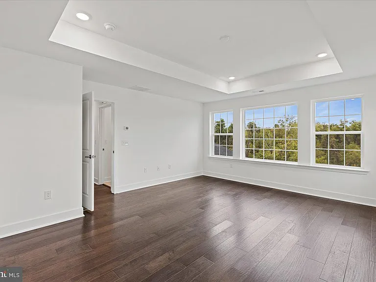 21 William Boyer Dr — Photo 28