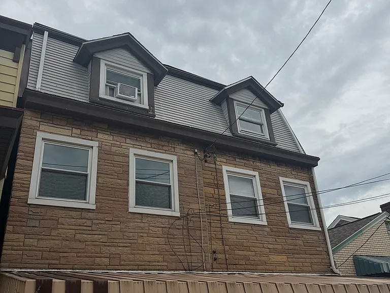 31 1/2 Dilworth St — Photo 13