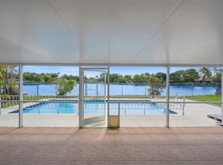 Sunrise Golf Village, Sunrise, FL 33313