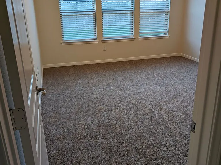 5206 Gerent Ln — Photo 12