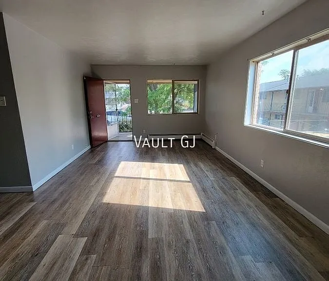 1425 Bunting Ave #1441 — Photo 32