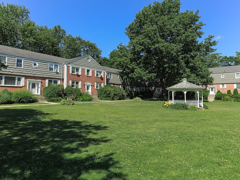 1st image of 907 Palmer Ave APT D2