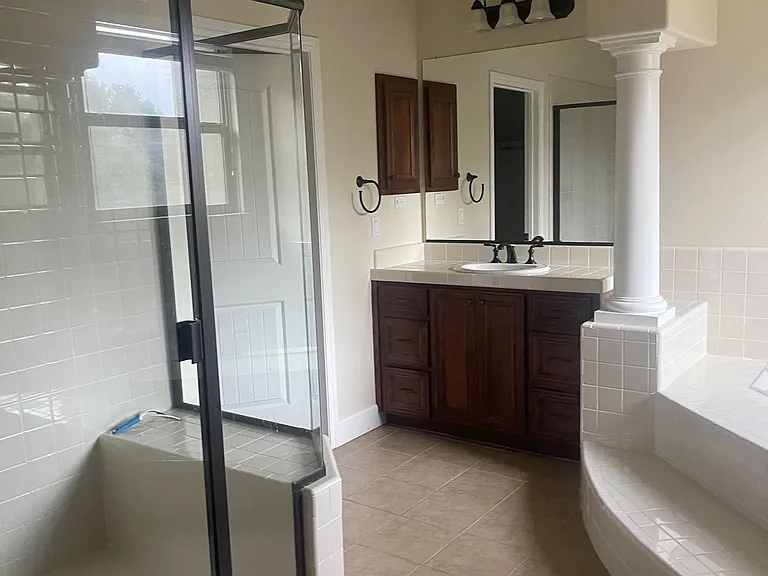 5809 Pearson Ave — Photo 1